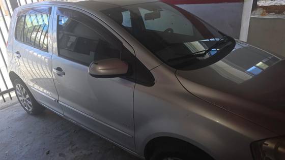 VOLKSWAGEN FOX 1.6 MI PLUS 8V FLEX 4P MANUAL VOLKSWAGEN FOX 1.6 MI PLUS 8V FLEX 4P MANUAL